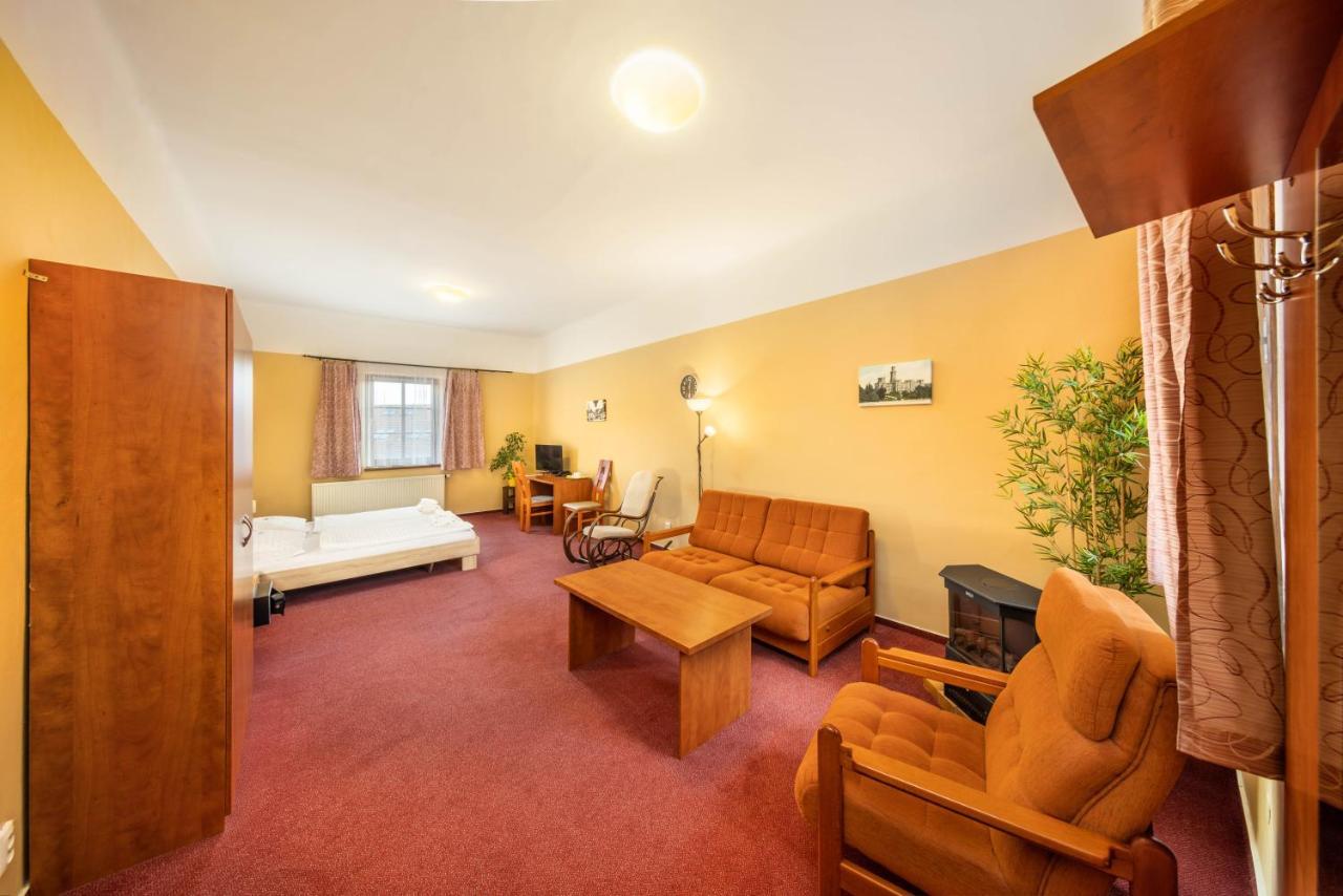 Záviš Z Falkenštejna Hotel 4*